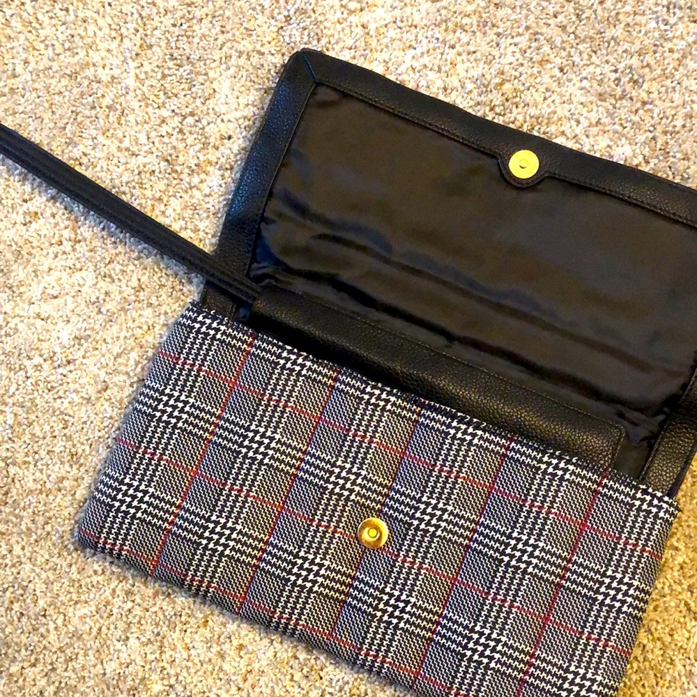 A New Day Black, White, & Red Nylon Plaid Wristlet/Clutch with Gold snap